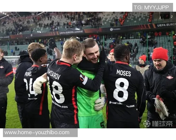 华沙军团与特斯巴达的激烈对决揭示足球战术与团队精神的完美结合