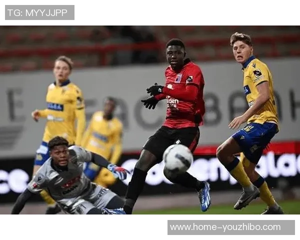 尼奥尔与特鲁瓦激战在即谁能在法乙赛场上笑到最后